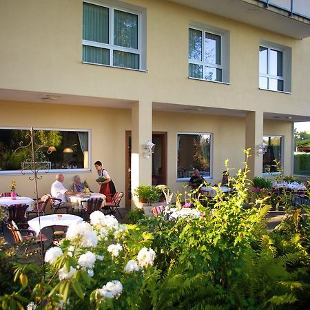 Hotel & Restaurant Dornweiler Hof Illertissen Kültér fotó