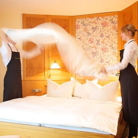 Hotel & Restaurant Dornweiler Hof Illertissen Kültér fotó