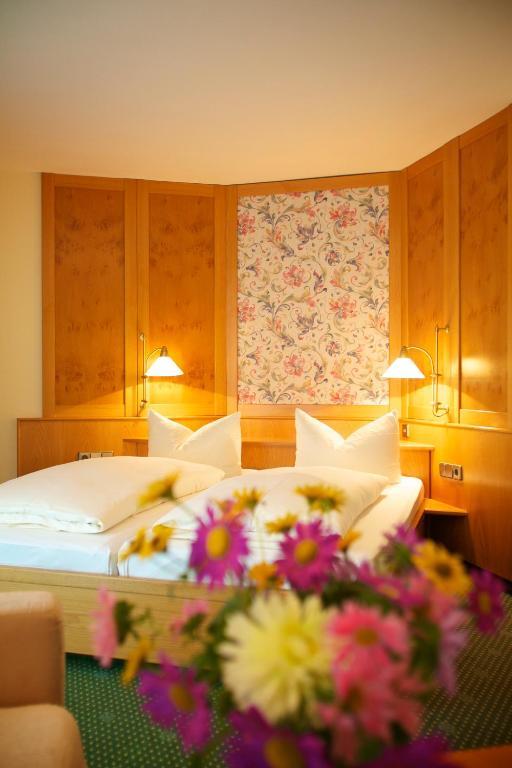 Hotel & Restaurant Dornweiler Hof Illertissen Szoba fotó