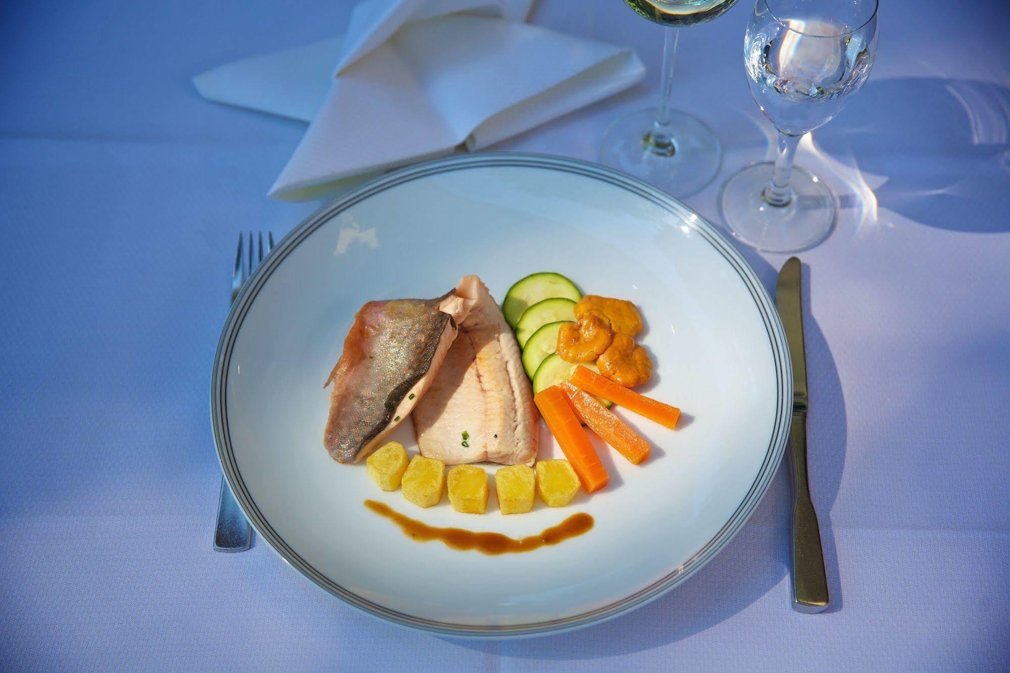 Hotel & Restaurant Dornweiler Hof Illertissen Kültér fotó